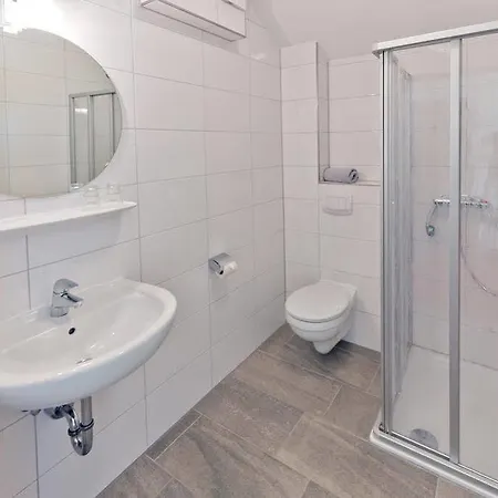 Hotel Grosser Krug 3*