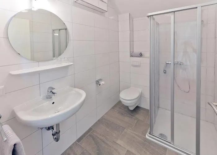 Otel Grosser Krug 3*